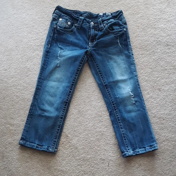 Miss Me Capri - Picture 5 of 13